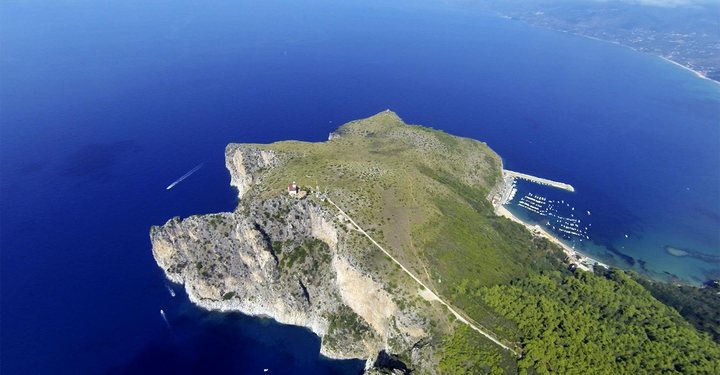 Promontorio di Capo Palinuro visto dal mare